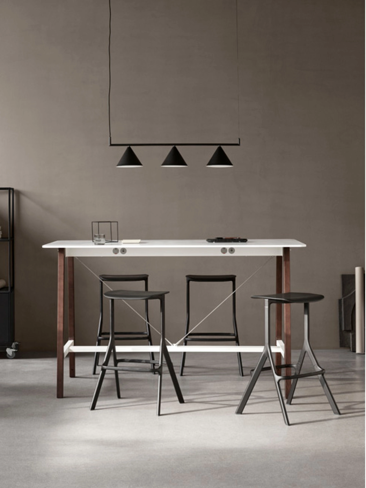 Axyl_Upholstered Seat Pad Stools