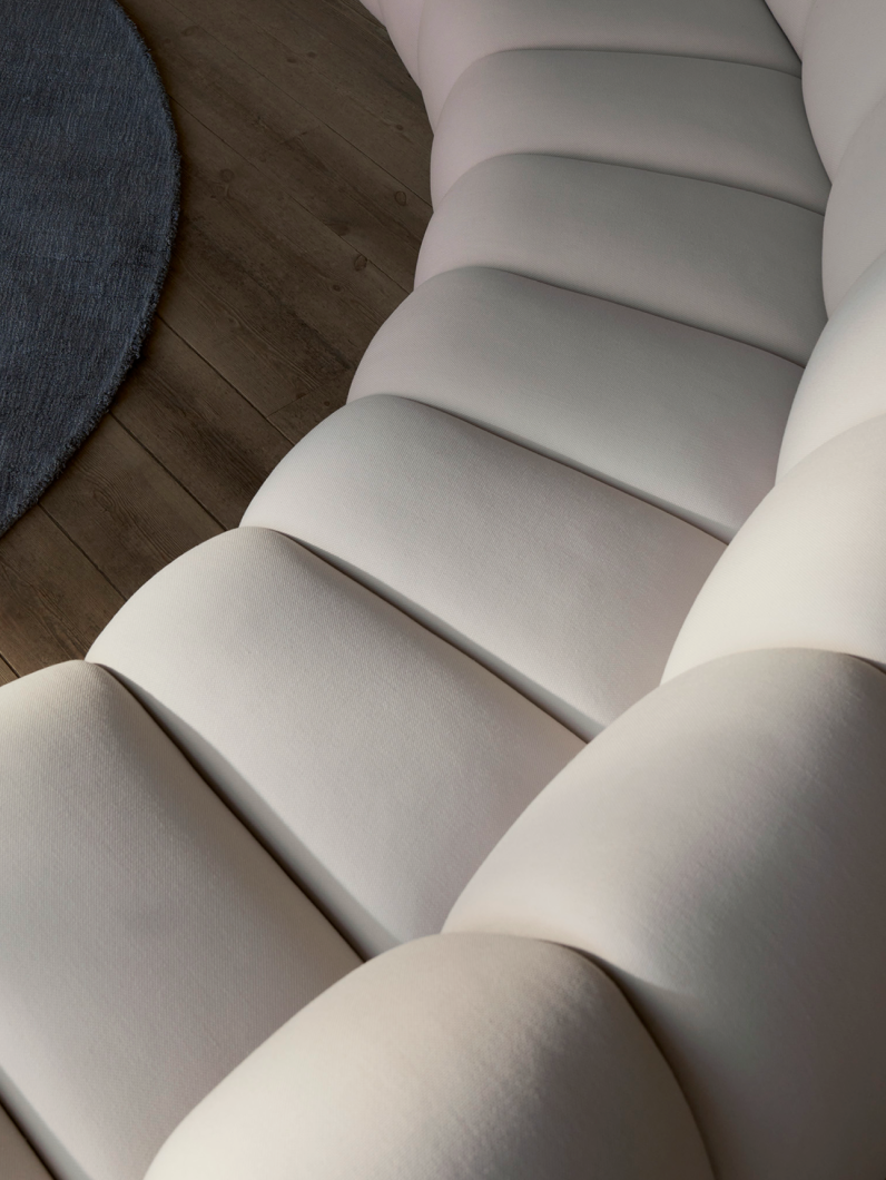 Stories_AwardWinningAura_PartialImage