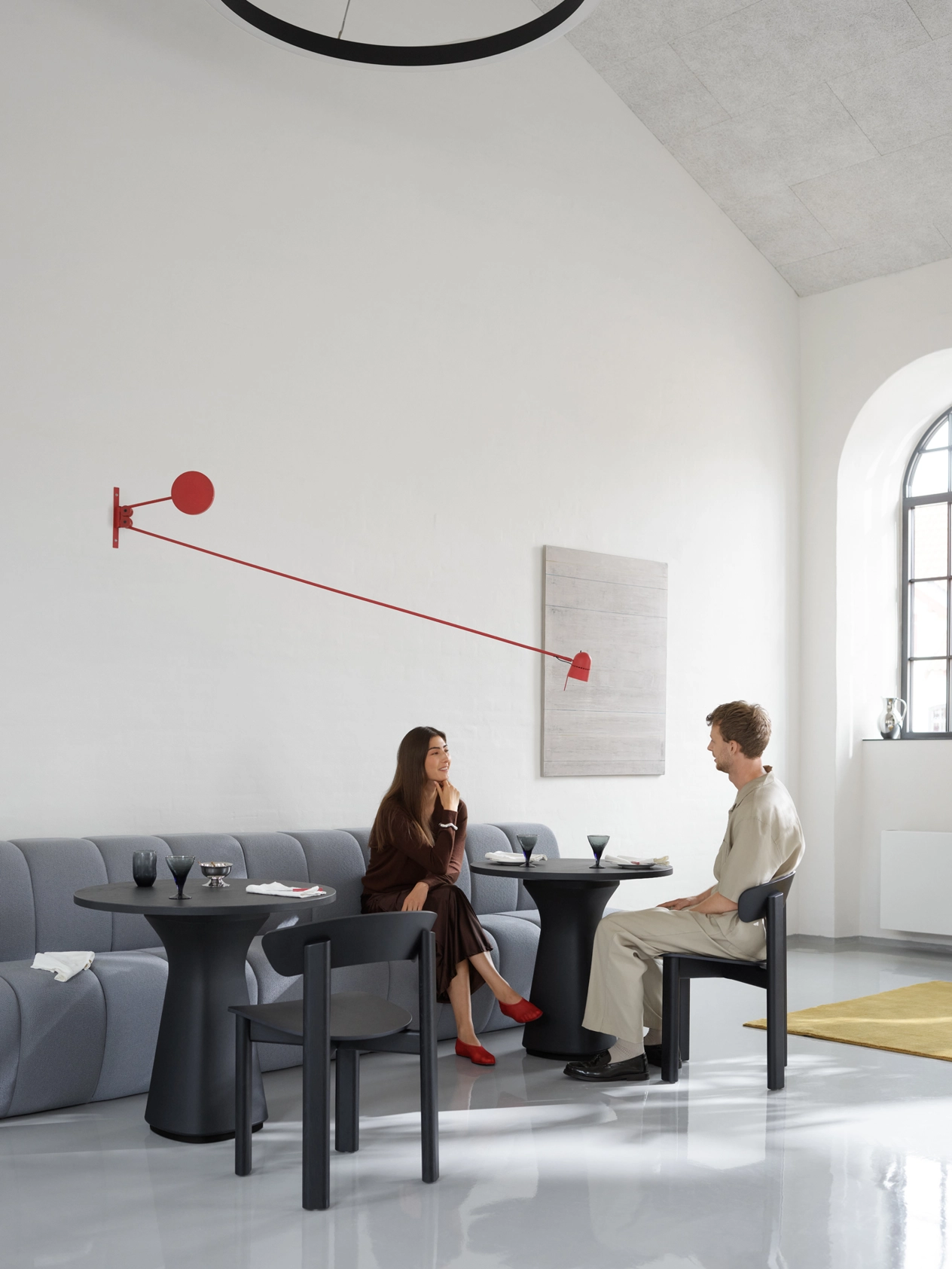 Aura_Modular_Dining_Sofa_family_05