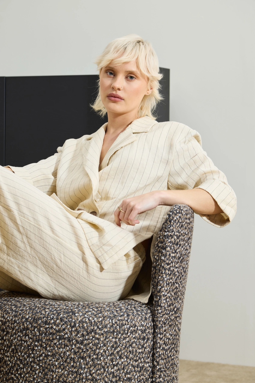 Clo_Family_Carousel_3